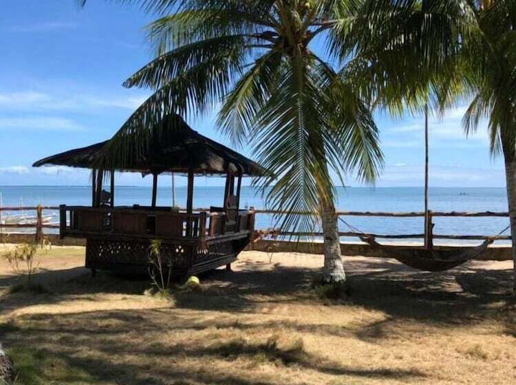 Отель Nichos Island Resort