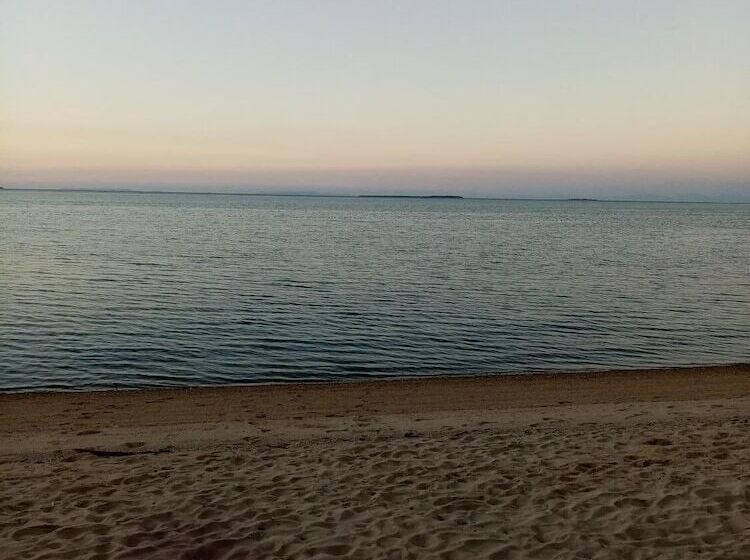 Отель Nichos Island Resort