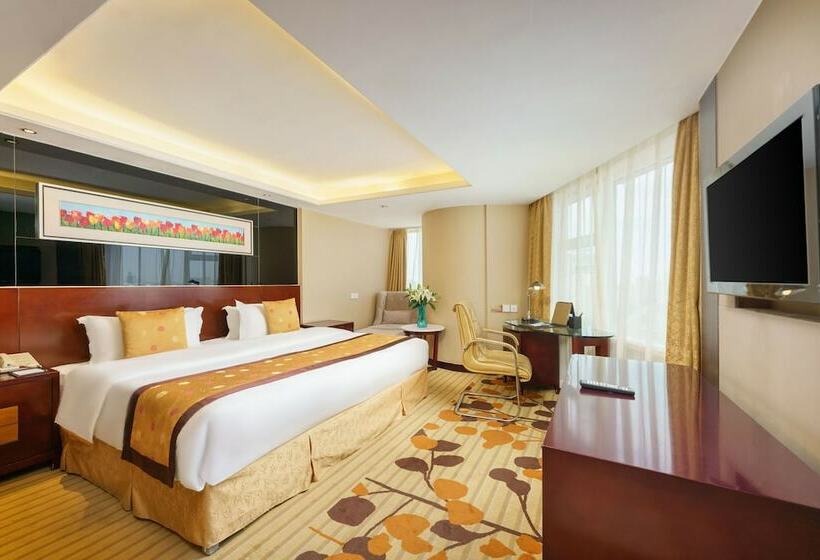 בית מלון כפרי Oasis Grand