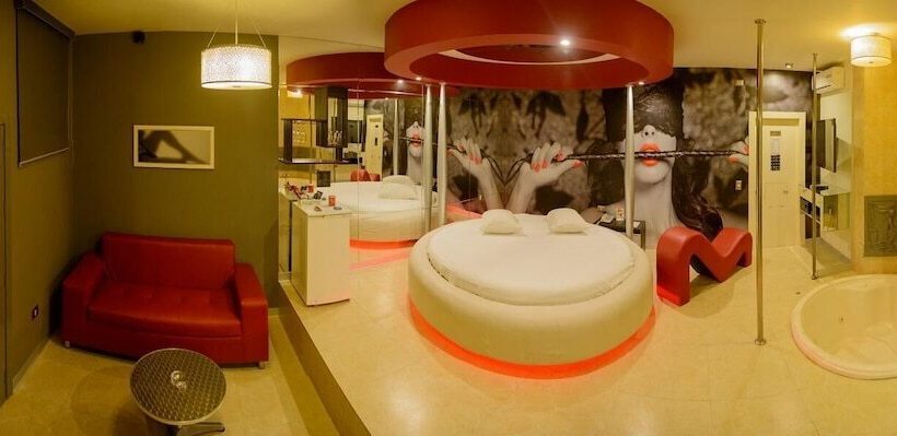 Отель Orei Suites & Spa