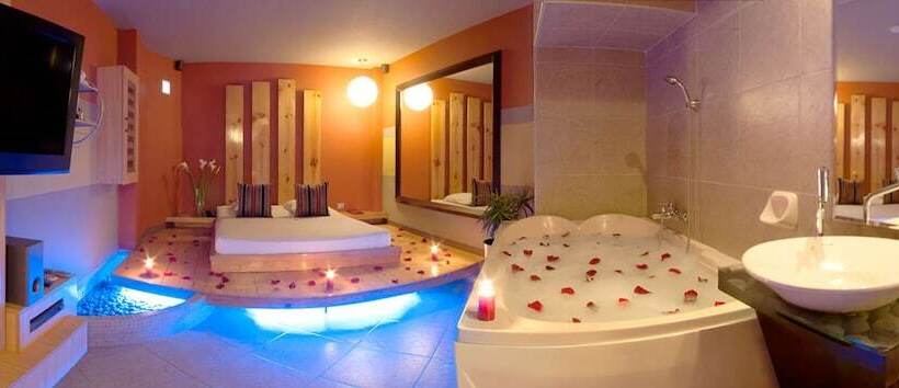 Отель Orei Suites & Spa