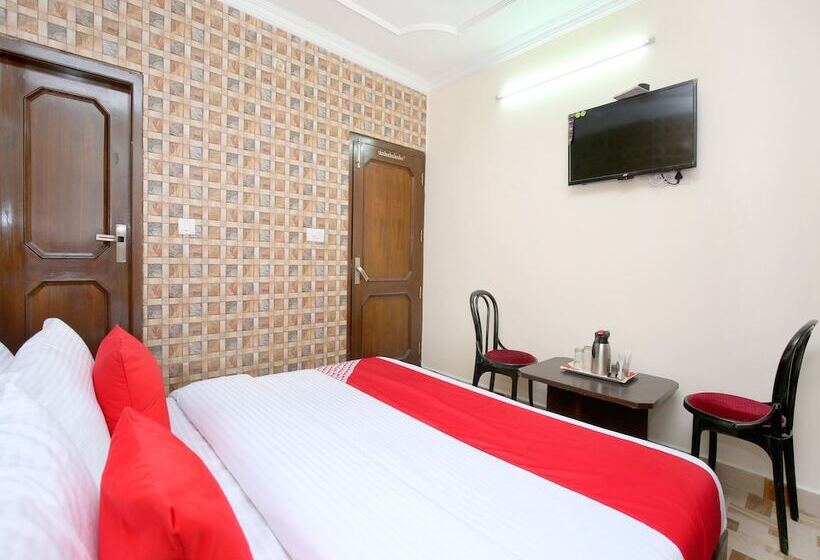 فندق Oyo 13700  Star Palace