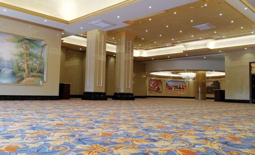 Отель Paksong Danngarm