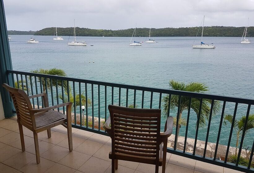 Otel Puataukanave International