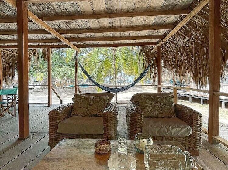 ホテル Reserva Natural El Matuy