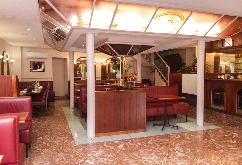 호텔 Restaurant Le César