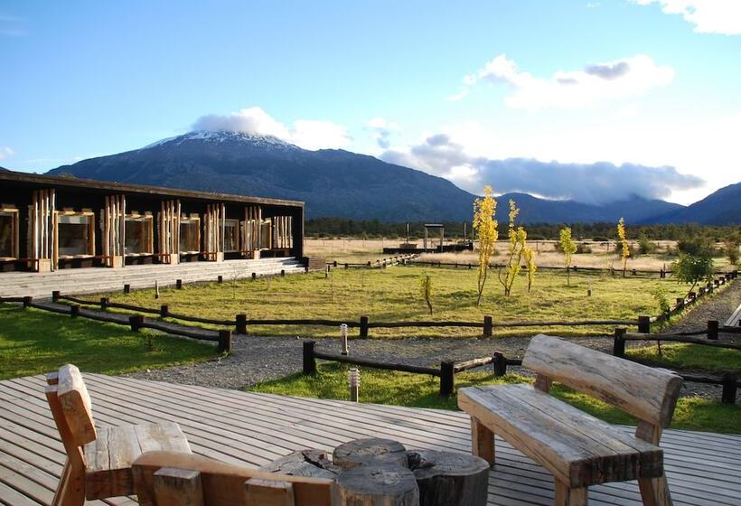 Отель Robinson Crusoe Deep Patagonia