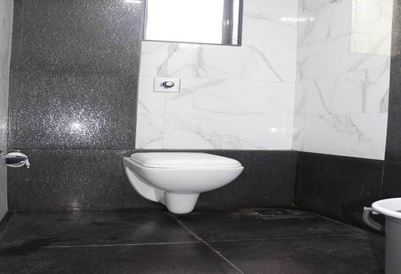 ホテル Room Maangta 218   Thane East