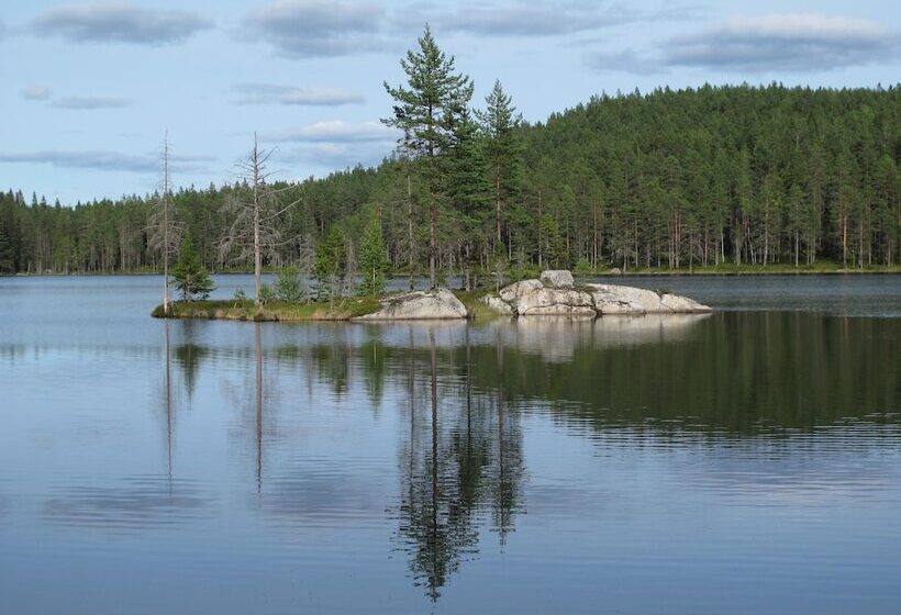 교외 호텔 Lövbergs B&b