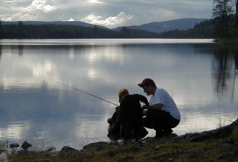 교외 호텔 Lövbergs B&b