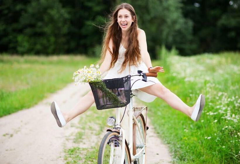 교외 호텔 Lövbergs B&b