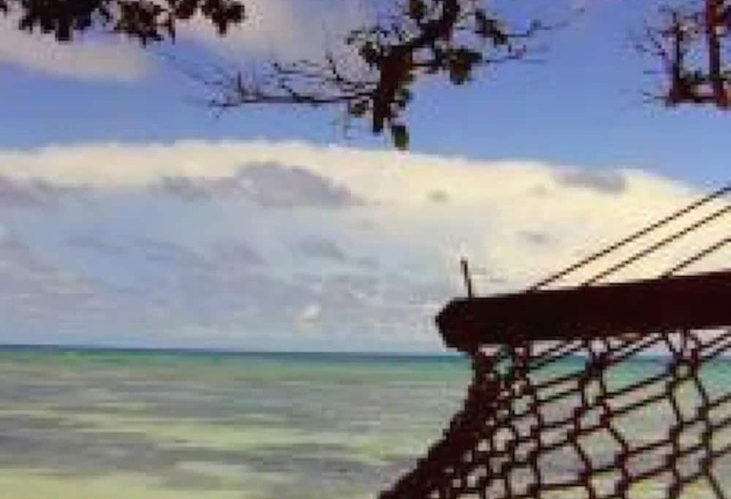 Отель Safe Landing Ecolodge