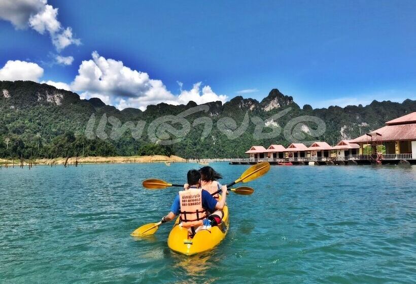 ホテル Saichol Floating Resort