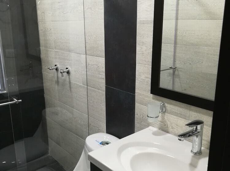 Отель Santuario