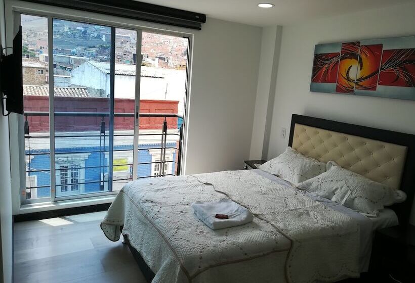 Отель Santuario