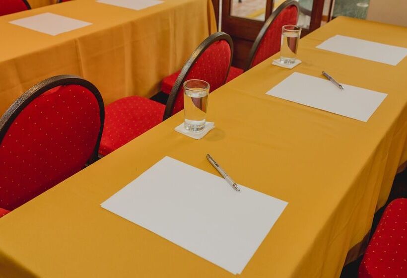 هتل Sol De Belén Cajamarca