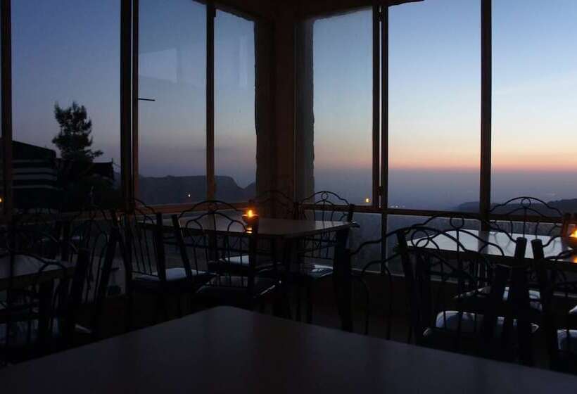 هتل Wadi Dana Eco Camp And Lodge