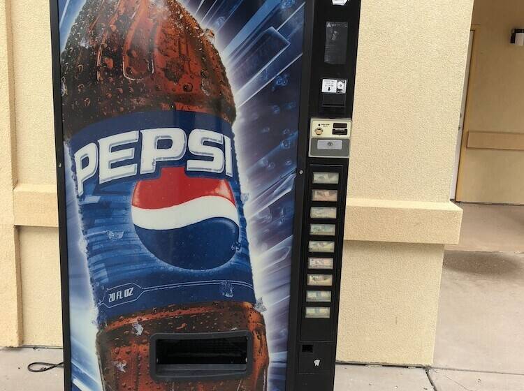 호텔 Whitesboro Inn & Suites