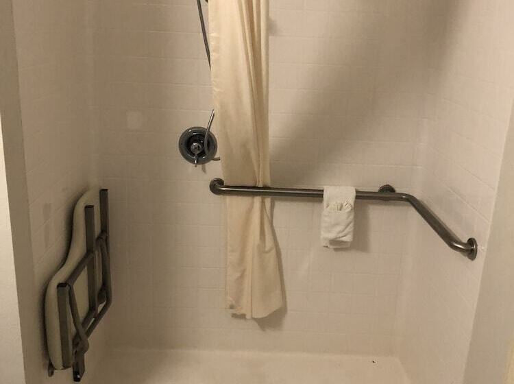 호텔 Whitesboro Inn & Suites