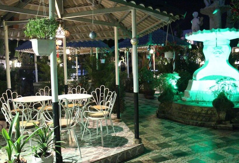 هتل Xuan Mai Villa