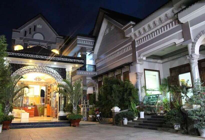 هتل Xuan Mai Villa
