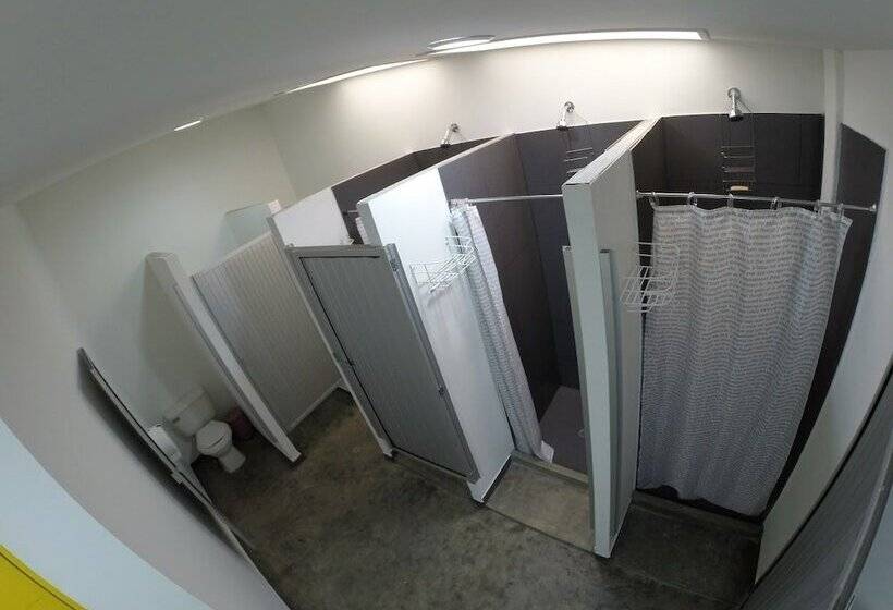 La Sucursal Hostel Adults Only