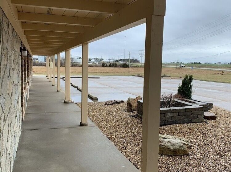 فندق على الطريق Owensville Motor Inn