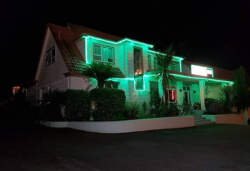 מוטל Putaruru Arms Motor Inn