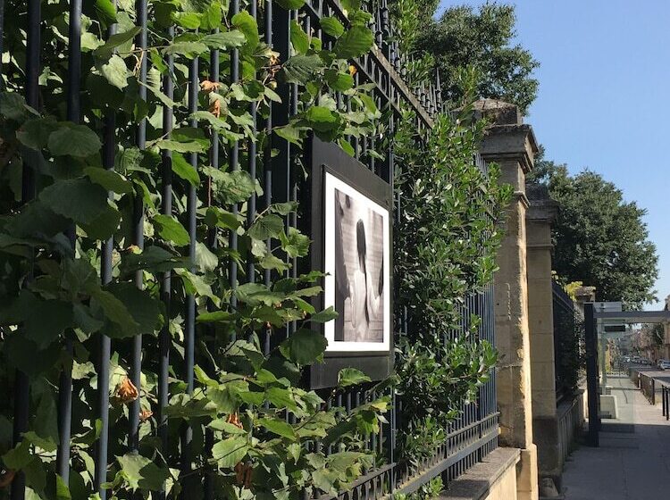 پانسیون Blue Lodge In Bordeaux