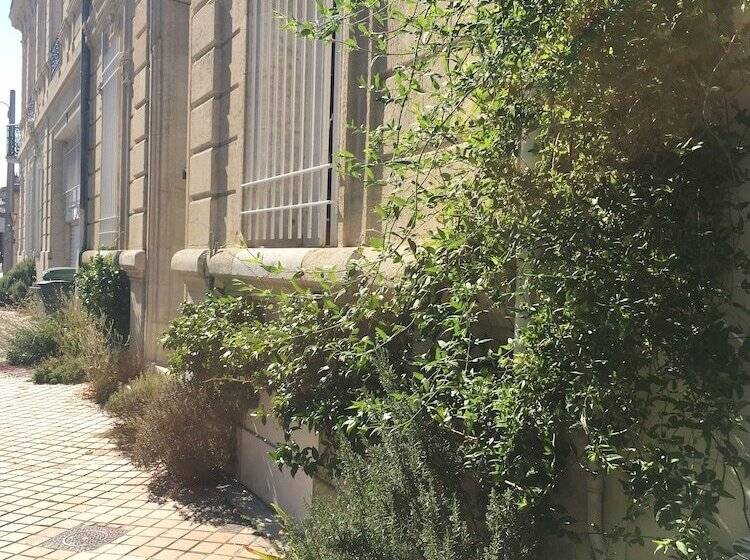 پانسیون Blue Lodge In Bordeaux