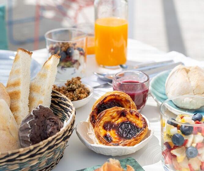 بنسيون Emcasa Boutique Guesthouse