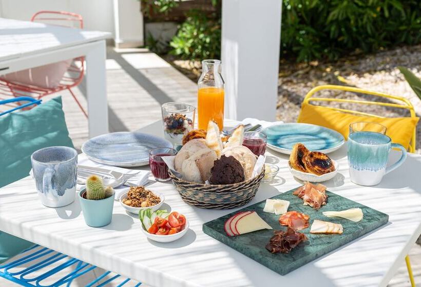 بنسيون Emcasa Boutique Guesthouse