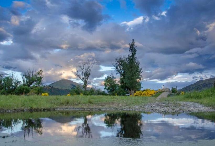 펜션 Graceland B&b