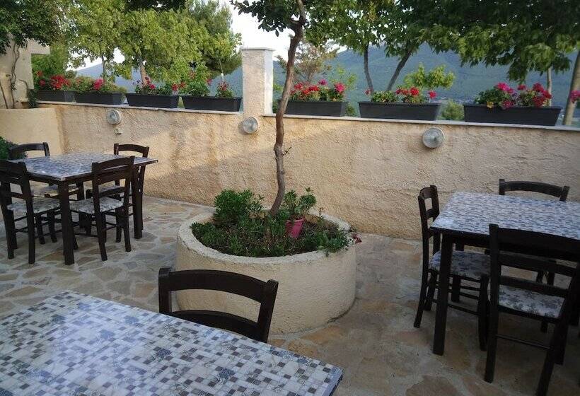 פנסיון Guest House Kithairon