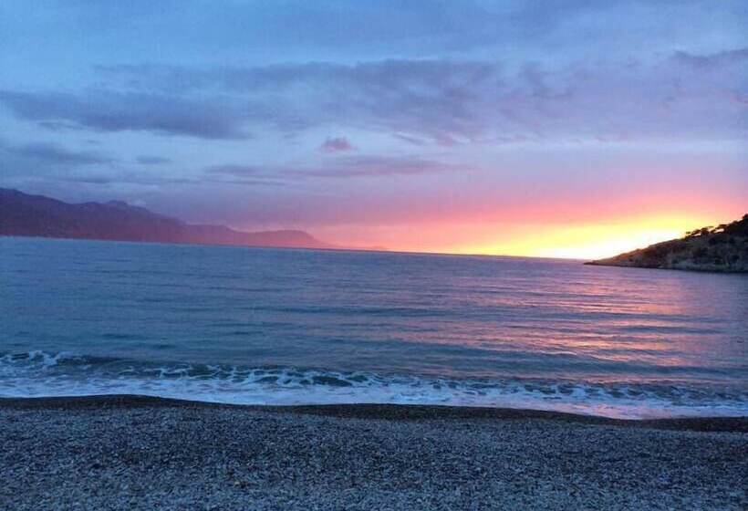 פנסיון Guest House Kithairon