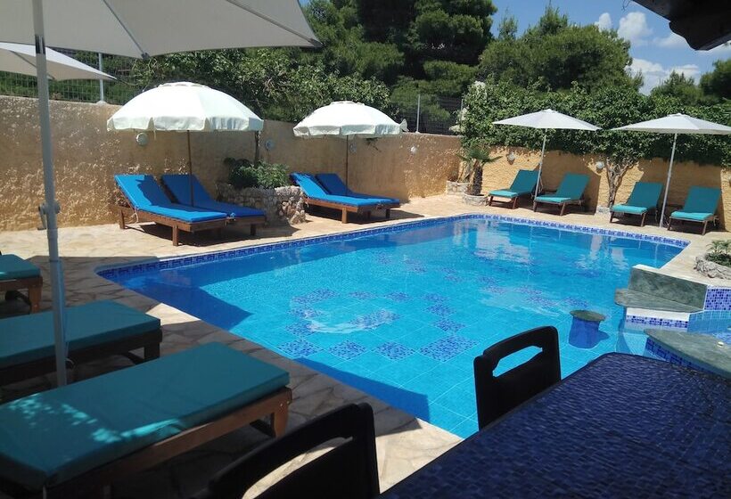 פנסיון Guest House Kithairon