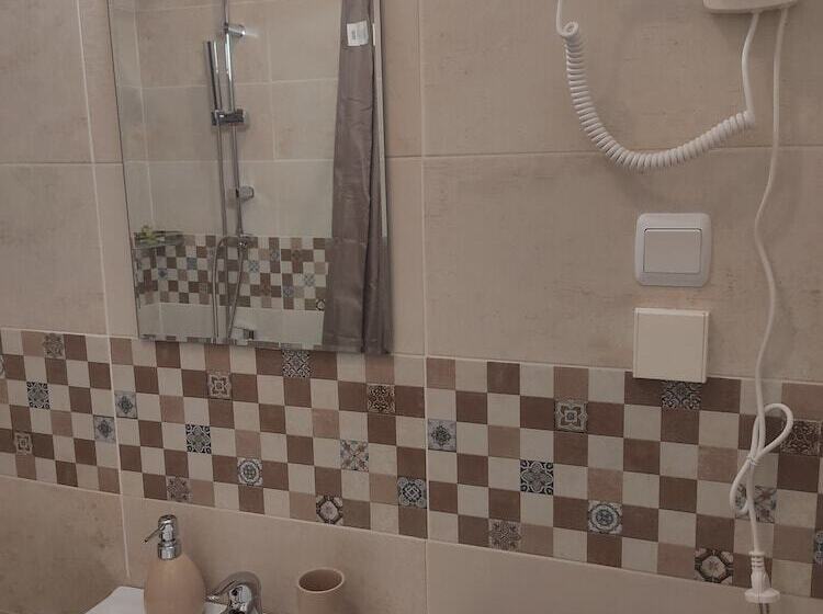 פנסיון Guest House Kithairon