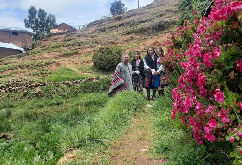 פנסיון Jamuy Amantani Lodge De All Trip
