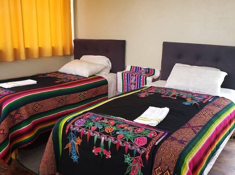 פנסיון Jamuy Amantani Lodge De All Trip