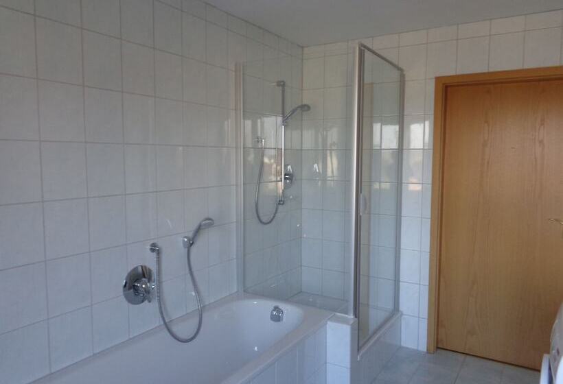 膳宿费 Monteurzimmer Im Paartal