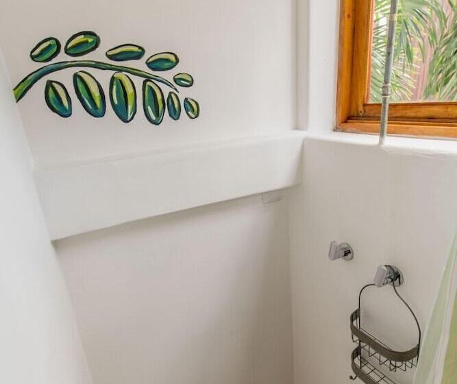 פנסיון Nuestra Casa