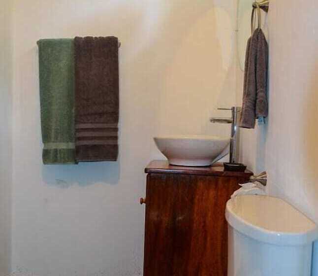 פנסיון Nuestra Casa