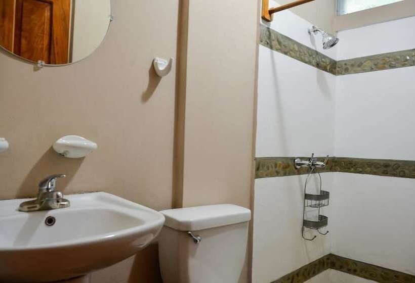 פנסיון Nuestra Casa