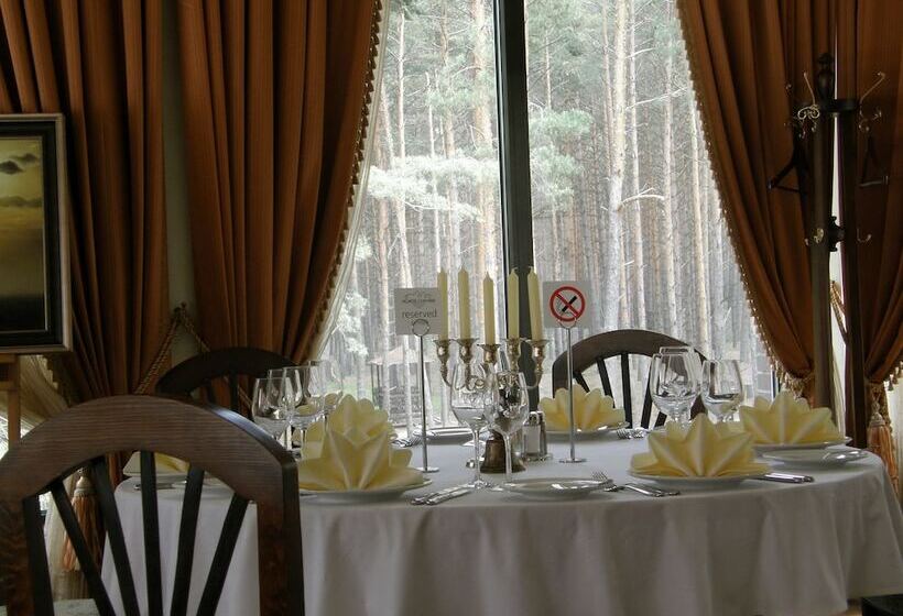 פנסיון Park Hotel Butenko Stable