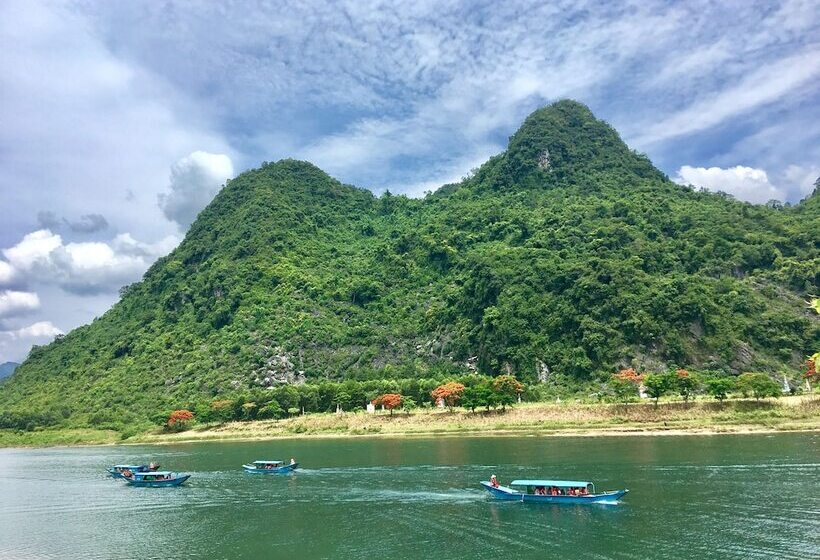 پانسیون Son River House