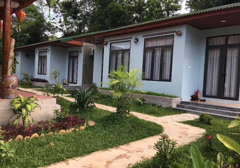 پانسیون Son River House