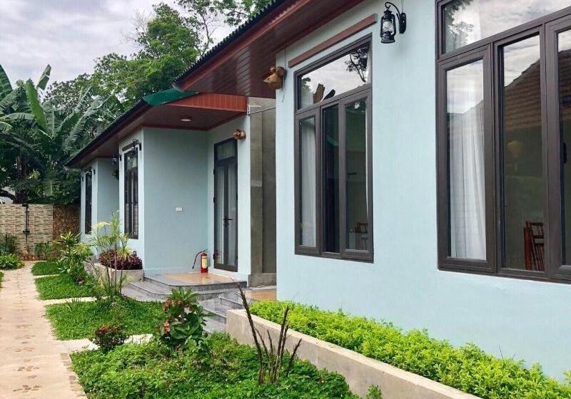 پانسیون Son River House