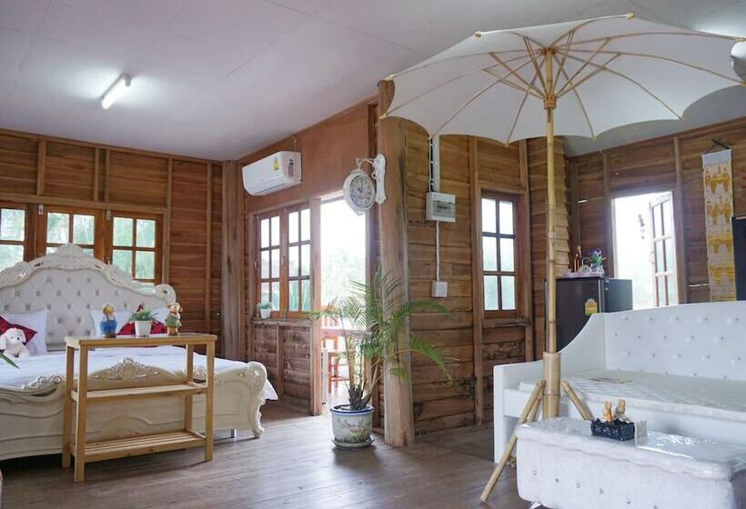 Пансион The Diamond Lannara Swiss Valley