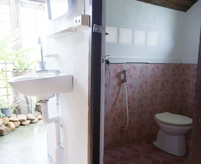 Пансион The Diamond Lannara Swiss Valley