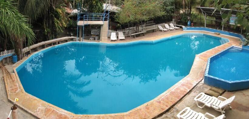 پانسیون Villa Hermosa De Tambopata